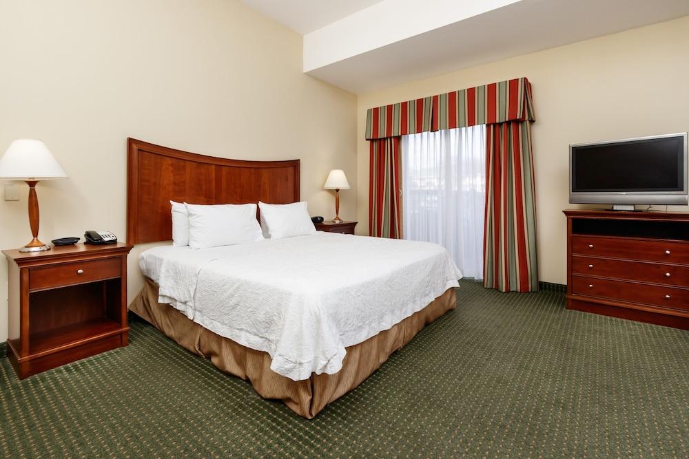 Hotel Hampton & Navarre