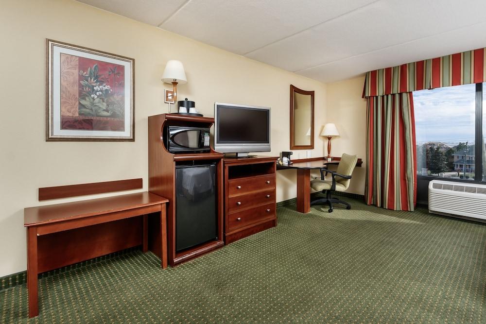 Hotel Hampton & Navarre