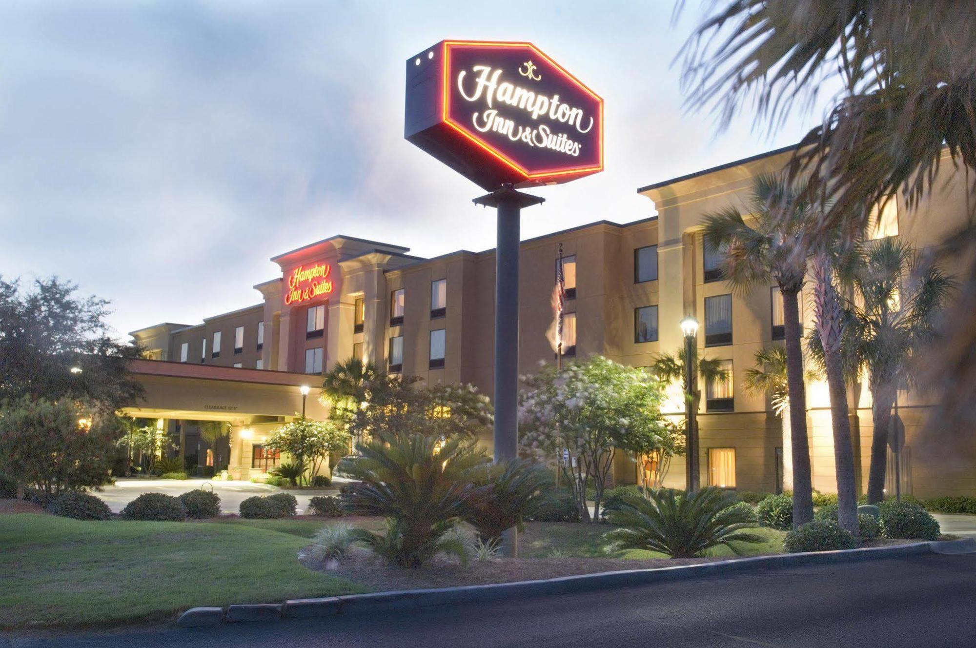 Hotel Hampton & 3*