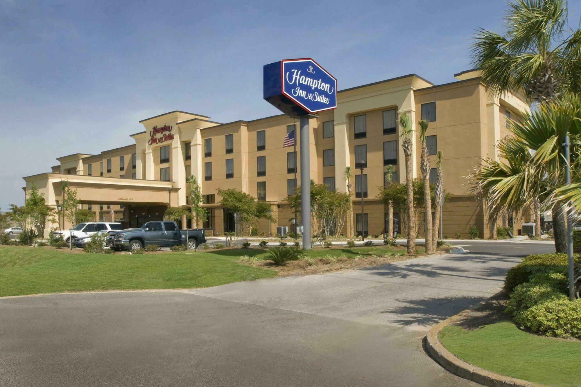 Hotel Hampton & Navarre