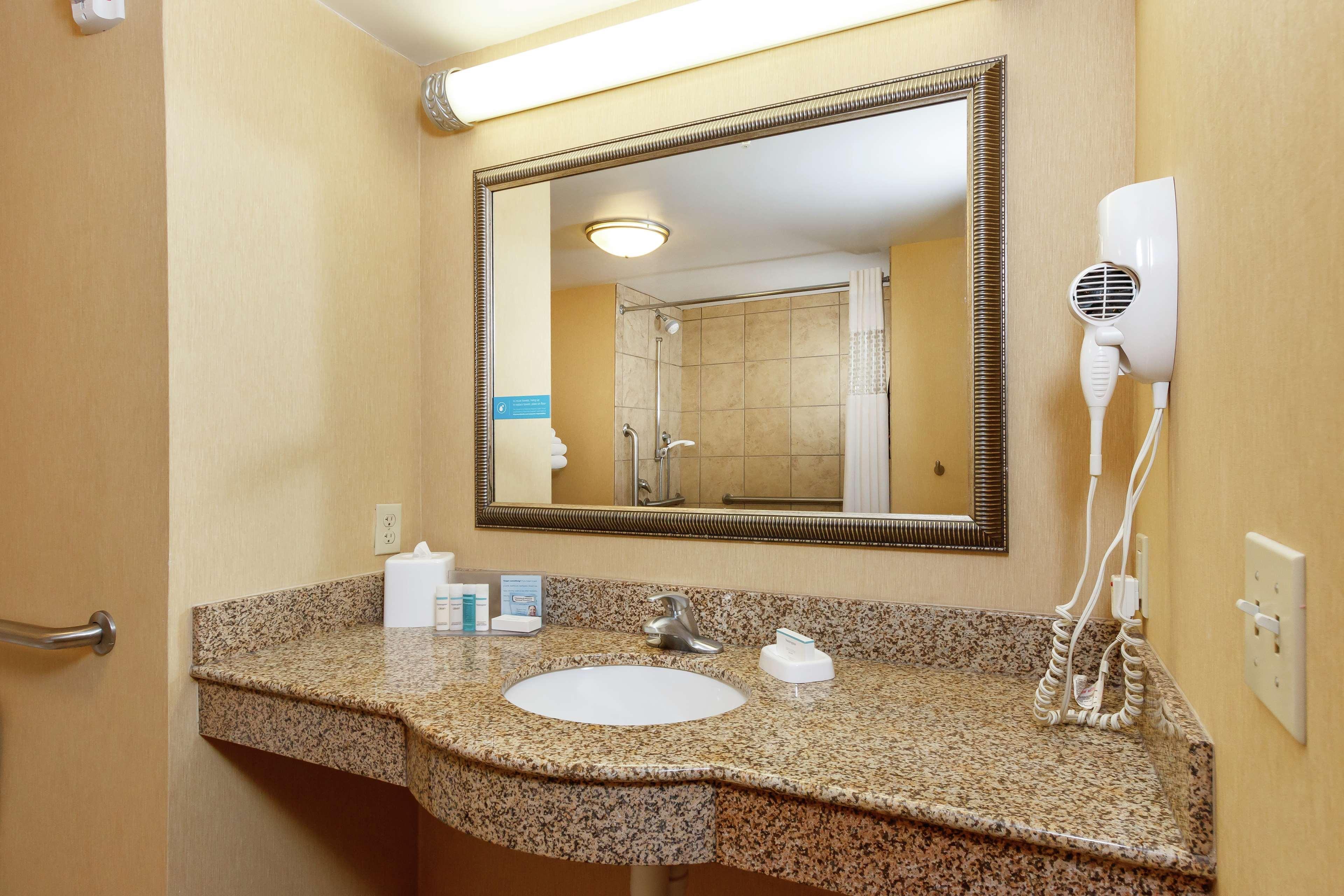 Hampton Inn&suites