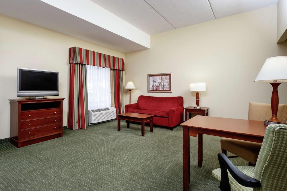 Hampton Inn&suites