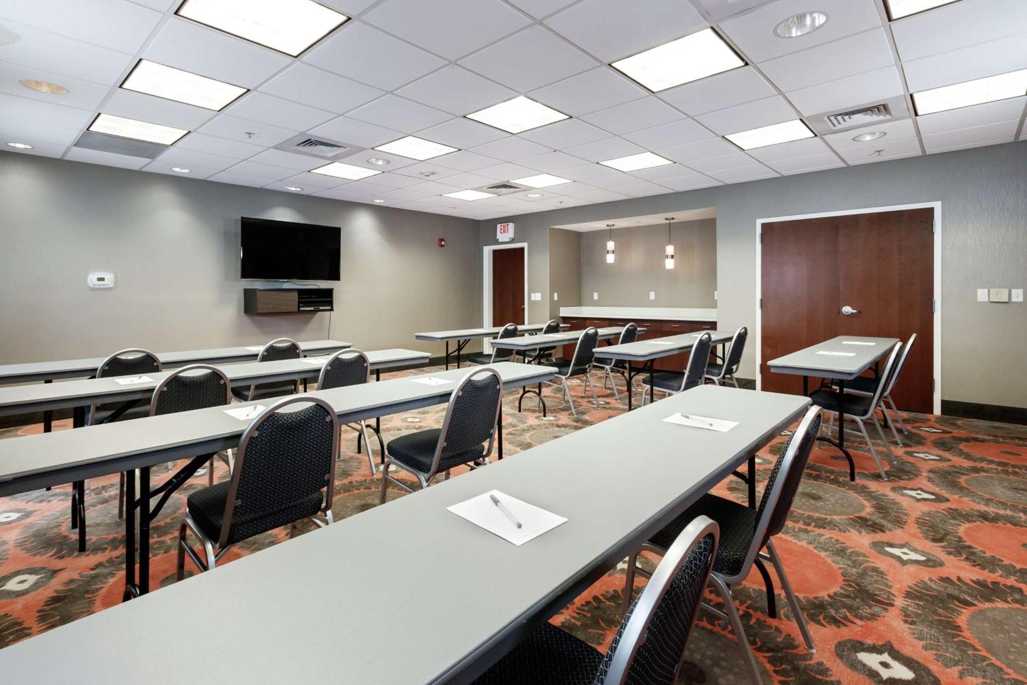 Hampton Inn&suites Navarre