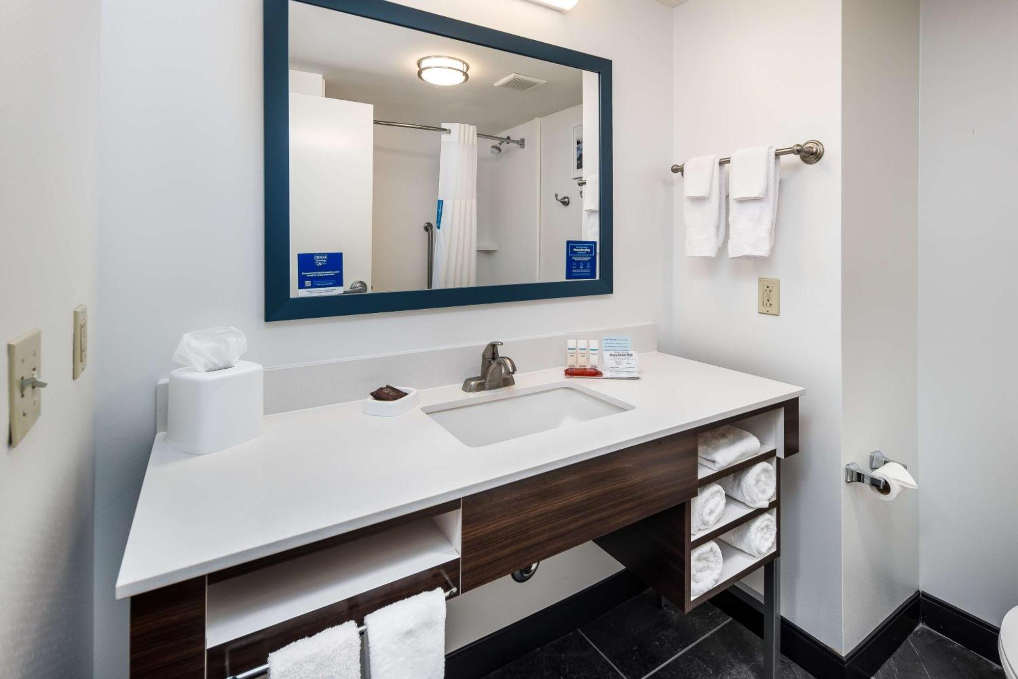 Hampton Inn&suites Hotel