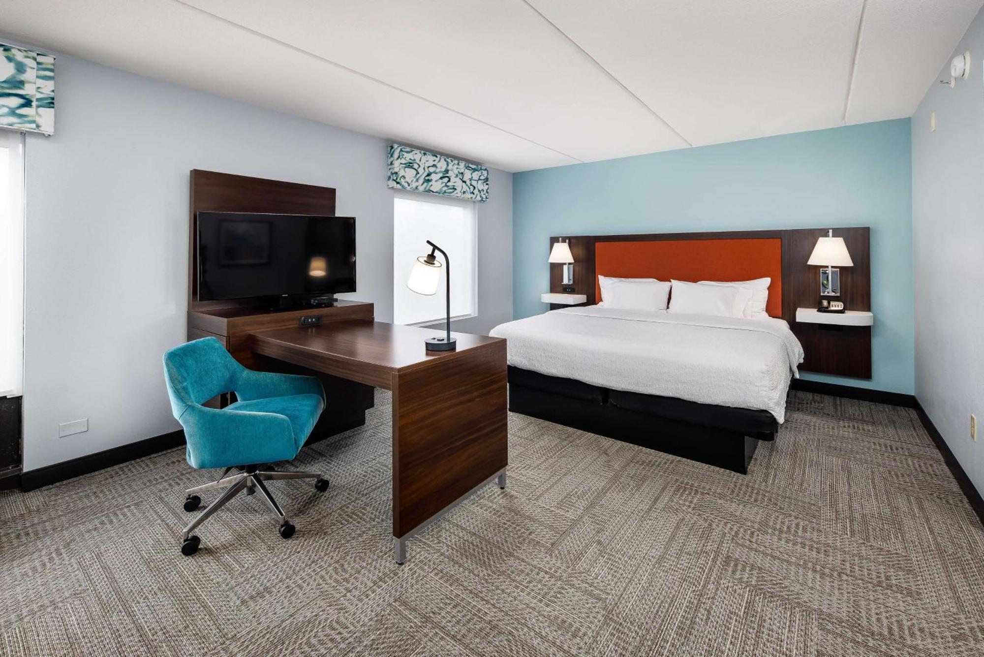 Hampton Inn&suites 3* Navarre