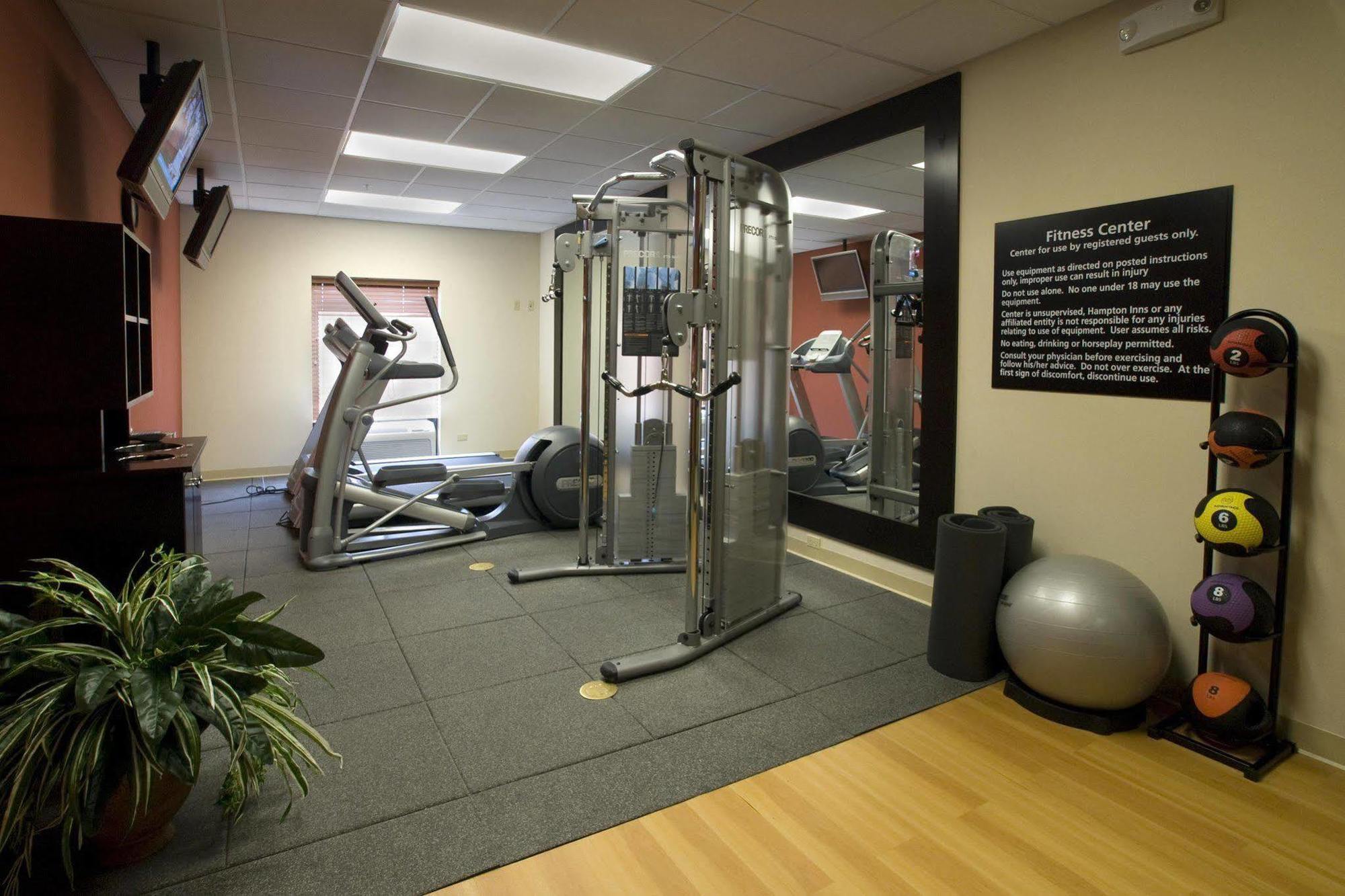 Hampton Inn&suites Hotel 3*