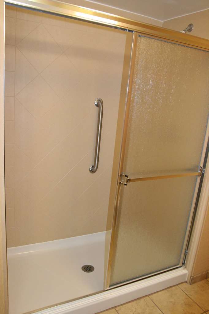 Hampton Inn&suites 3*