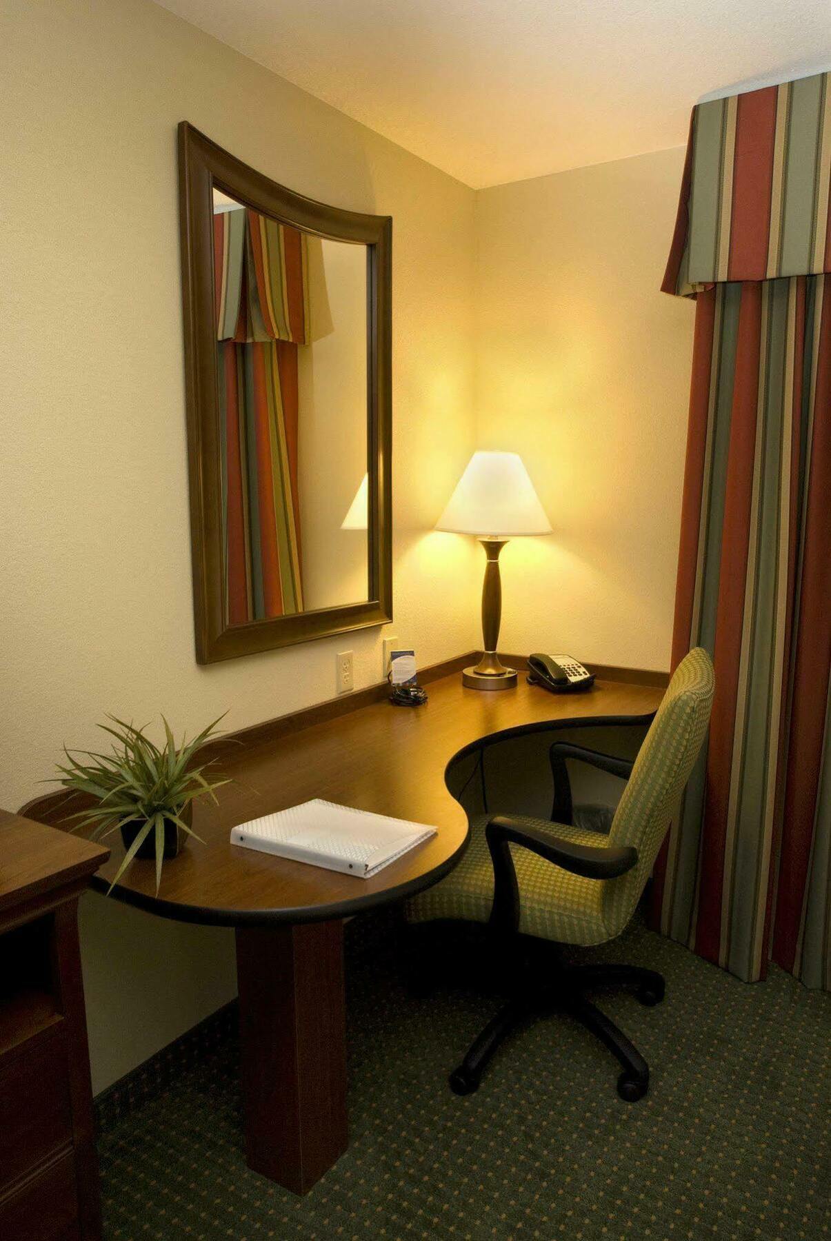 Hotel Hampton Inn&suites 3*